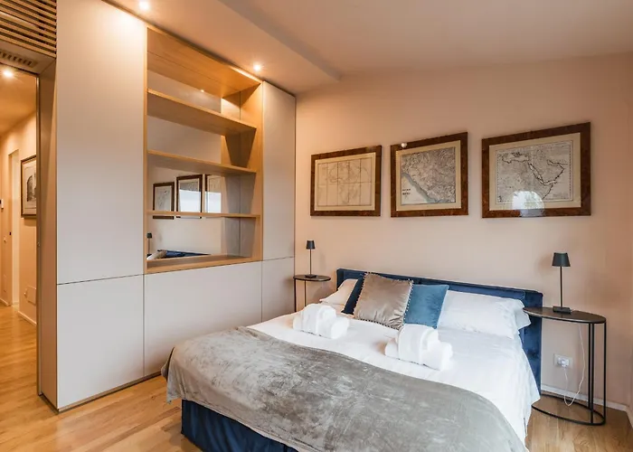 The Rent - Spacious With Terraces With Panoramic View Of *